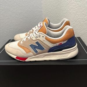 New balance 997HSK Retro style *LIKE NEW* Men’s size 11.5